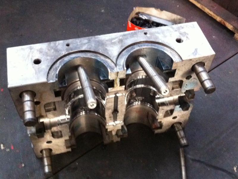 临湘模具制造-11