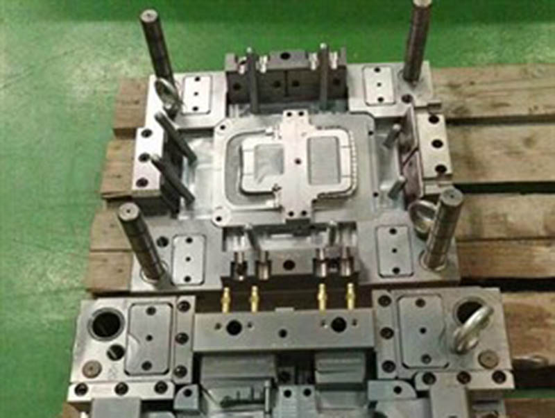 临湘模具制造-06